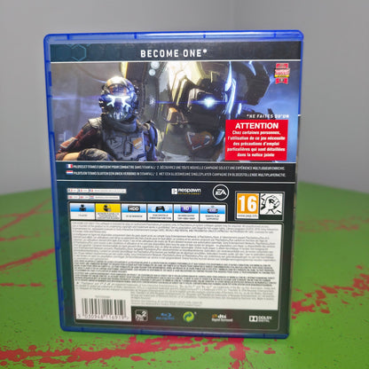 Titanfall 2 PS4 SH